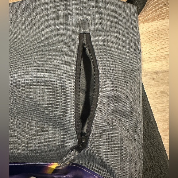 Rareform Tote. EUC - Picture 9 of 11